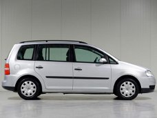 Volkswagen Touran - 1.6-16V FSI 7 PERS. *Airco*Cruisecontr.*Radio/CD