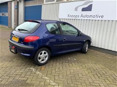 Peugeot 206 - 1.6-16V Gentry Premium Airco, leder interieur 2e eigenaar