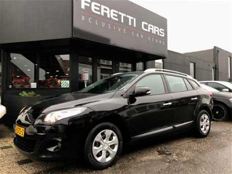 Renault Mégane Estate - 1.5 DCi DYNAMIQUE NAVI AIRCO 6VERSN PDC TREKHAAK - 1