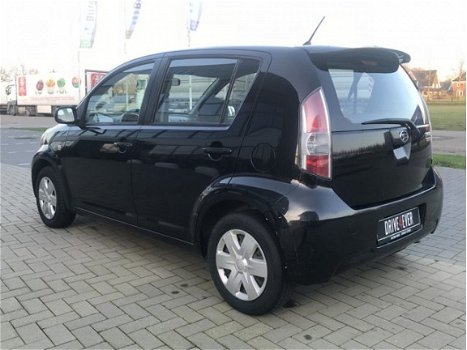 Daihatsu Sirion 2 - 1.3-16V Prestige 2005 AUTOMAAT Airco/Elek pakket - 1