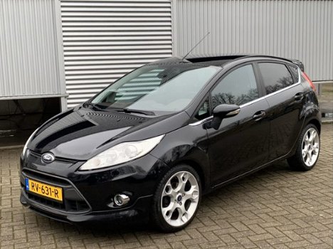 Ford Fiesta - 1.6 Ghia Sport 120 PK Clima/ Dikke velgen/D-B Riem vervangen/Boekjes Apk t/m 15-02-202 - 1