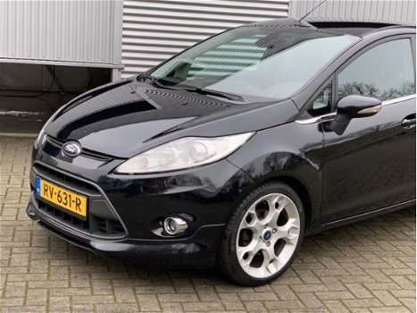 Ford Fiesta - 1.6 Ghia Sport 120 PK Clima/ Dikke velgen/D-B Riem vervangen/Boekjes Apk t/m 15-02-202 - 1