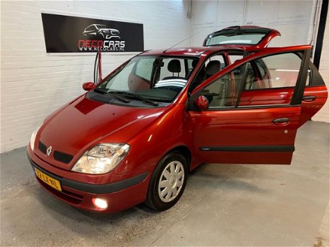 Renault Scénic - 1.6-16V Expression AUTOMAAT//AIRCO//RIJD SCHAKELD TOP - 1