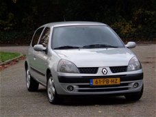 Renault Clio - 1.4-16V Privilège