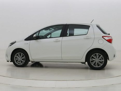 Toyota Yaris - 1.5 Hybrid Design - 1