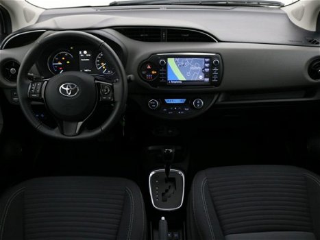 Toyota Yaris - 1.5 Hybrid Design - 1