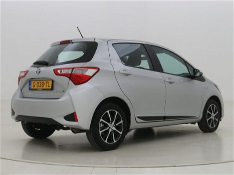 Toyota Yaris - 1.5 Hybrid Design - 1