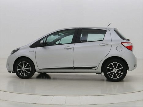 Toyota Yaris - 1.5 Hybrid Design - 1