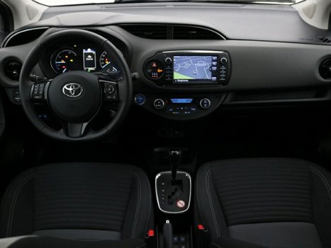 Toyota Yaris - 1.5 Hybrid Dynamic Automaat - 1