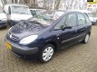 Citroën Xsara Picasso - 1.8i-16V FIJNE HOGE INSTAP ZO INGERUILD DUS ZO WEG MET APK GEWOON KOOPJE HOO - 1 - Thumbnail