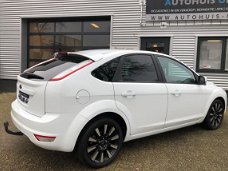 Ford Focus Wagon - 1.8 Titanium White magic uitvoering