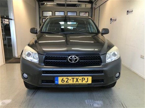 Toyota RAV4 - 2.0 VVTI LINEA SOL 4WD PDC CLIMA MOOI - 1