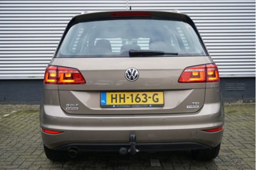 Volkswagen Golf Sportsvan - 1.2TSI/111PK Highline Executive · Pan.dak · DAB · Camera - 1