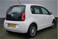 Volkswagen Up! - 1.0/60PK High Up Executive · Navigatie · Parkeersensoren · Pan.dak - 1 - Thumbnail