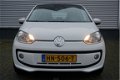 Volkswagen Up! - 1.0/60PK High Up Executive · Navigatie · Parkeersensoren · Pan.dak - 1 - Thumbnail