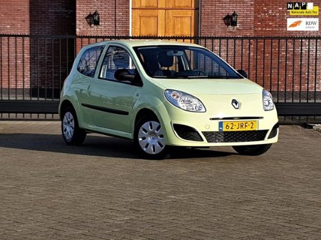 Renault Twingo - 1.2 Authentique Lage kilometrs / Dealer onderhouden / Nap - 1