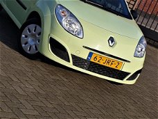 Renault Twingo - 1.2 Authentique Lage kilometrs / Dealer onderhouden / Nap