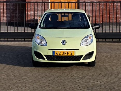 Renault Twingo - 1.2 Authentique Lage kilometrs / Dealer onderhouden / Nap - 1