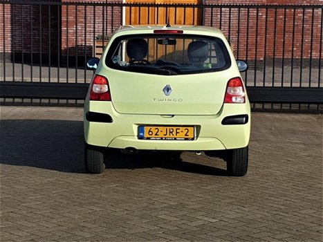 Renault Twingo - 1.2 Authentique Lage kilometrs / Dealer onderhouden / Nap - 1