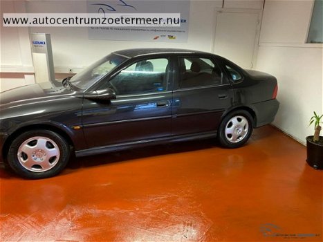 Opel Vectra - 1.6i-16V Elegance - 1