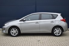 Toyota Auris - 1.6 VVT-i 132pk Now Trekhaak Cruise control