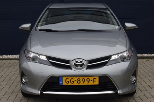 Toyota Auris - 1.6 VVT-i 132pk Now Trekhaak Cruise control - 1