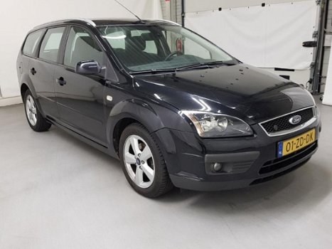 Ford Focus Wagon - 1.8-16V Ambiente Flexifuel MET NIEUWE APK Eerste eigenaar/Parkeersensoren achter - 1