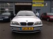 BMW 3-serie Touring - 318i Executive Goed Onderhouden Rijdt en schakelt goed APK tot 08-2020 - 1 - Thumbnail
