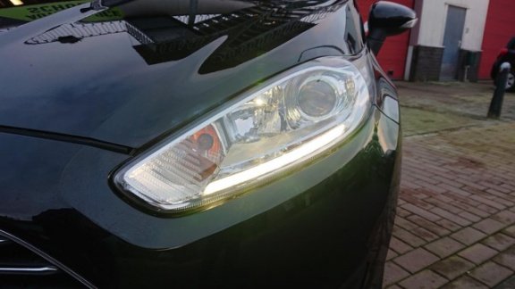 Ford Fiesta - 1.0 Style Navi lichtmetalen velgen 1e eigenaar NAP - 1