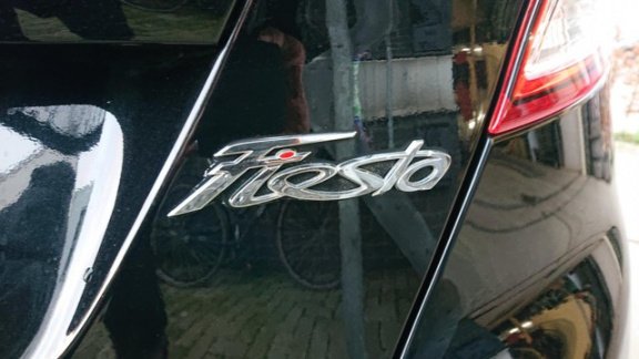 Ford Fiesta - 1.0 Style Navi lichtmetalen velgen 1e eigenaar NAP - 1