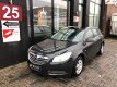 Opel Insignia Sports Tourer - 1.8 Edition 6/12 M Garantie - 1 - Thumbnail