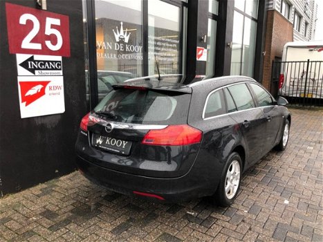 Opel Insignia Sports Tourer - 1.8 Edition 6/12 M Garantie - 1