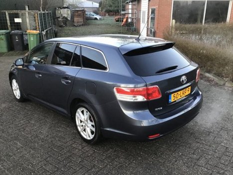 Toyota Avensis Wagon - 1.8 VVT-I BUSINESS - 1