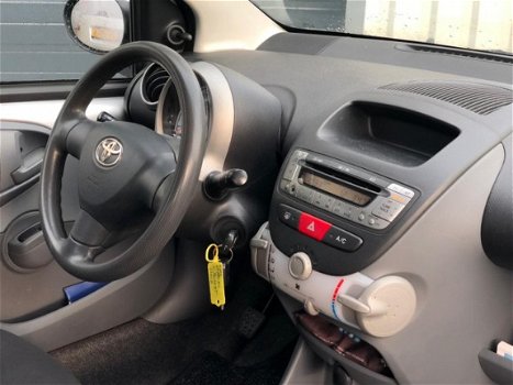 Toyota Aygo - 1.0-12V 2006 AIRCO - 1