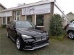 BMW X1 - SDrive16d Business 18 Inche LM velgen / Automatische Airconditioning / Leder interieur - 1 - Thumbnail