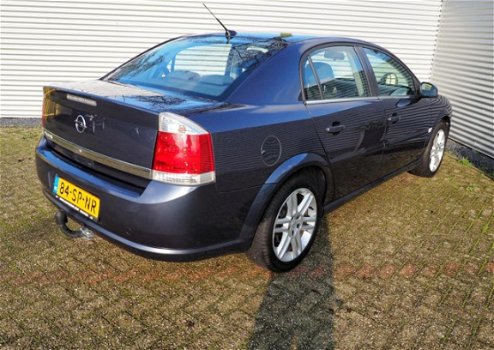 Opel Vectra - 1.8-16V Business CLIMA CRUISE NAVI TREKHAAK - 1