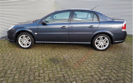 Opel Vectra - 1.8-16V Business CLIMA CRUISE NAVI TREKHAAK - 1