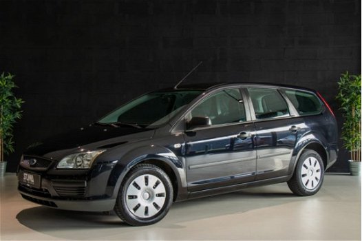 Ford Focus Wagon - 1.6-16V Champion | Cruise | Airco | NAP | Goed onderhouden | Garantie - 1