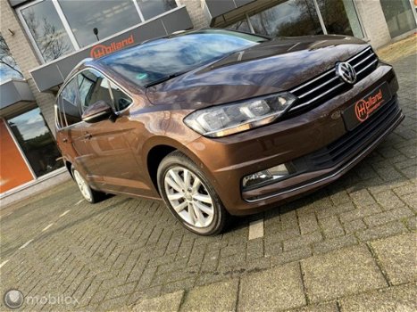 Volkswagen Touran - 1.4 TSI Highline / 7p / Adapt Cruise / DSG - 1