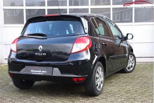 Renault Clio - 1.5 dCi Night & Day Navi, Clima NaP, Voll - 1