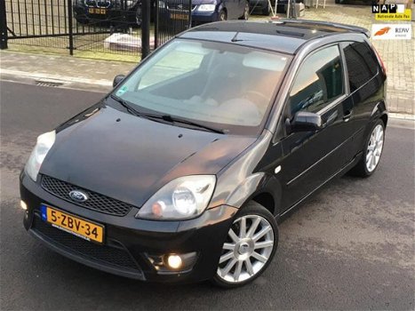 Ford Fiesta - 2.0 16V ST 3DR 2006 Zwart Airco/APK/Nette Auto - 1