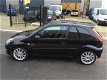 Ford Fiesta - 2.0 16V ST 3DR 2006 Zwart Airco/APK/Nette Auto - 1 - Thumbnail