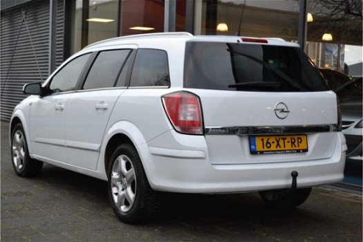 Opel Astra Wagon - 1.6 Business | Airco | Cruise | Donker glas | Trekhaak | - 1