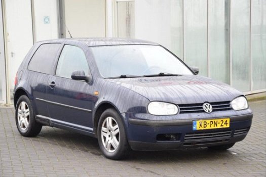 Volkswagen Golf - 1.9 SDI 1998 Airco - 1