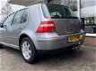 Volkswagen Golf - 1 - Thumbnail