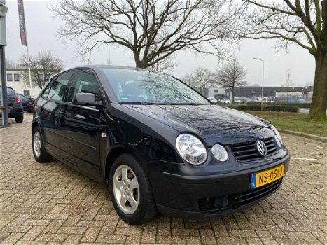 Volkswagen Polo - 1.2-12V Sportline - 1