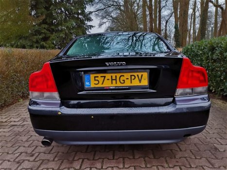 Volvo S60 - 2.4 | Nieuwe apk | Nette auto - 1