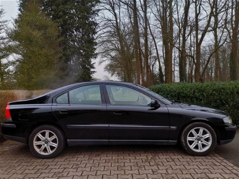 Volvo S60 - 2.4 | Nieuwe apk | Nette auto - 1