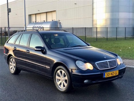 Mercedes-Benz C-klasse Combi - C 180; - 1