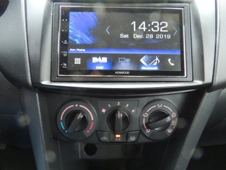 Suzuki Swift - 1.2 Sport-line NAVI Apple Car-Play - 1